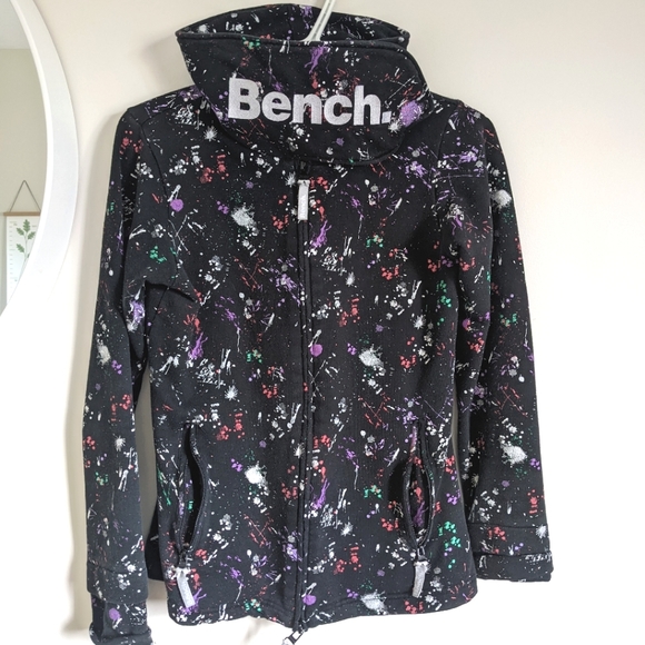 Bench Jackets & Blazers - COPY - Bench zip up jacket sweater Velcro logo collar, Small